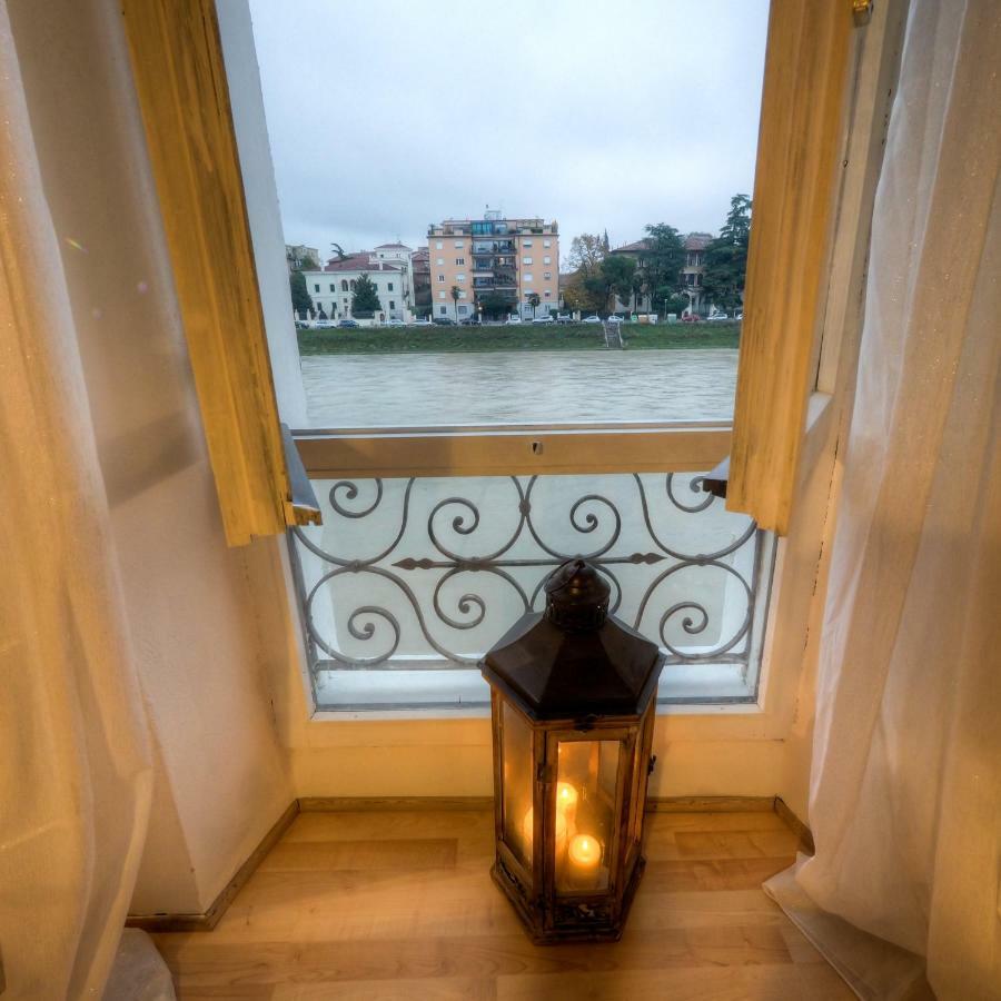 Casa Archi - Vista Sul Fiume Lägenhet Verona Exteriör bild
